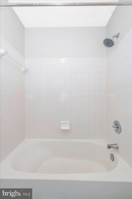 6330 BAYBERRY COURT 813