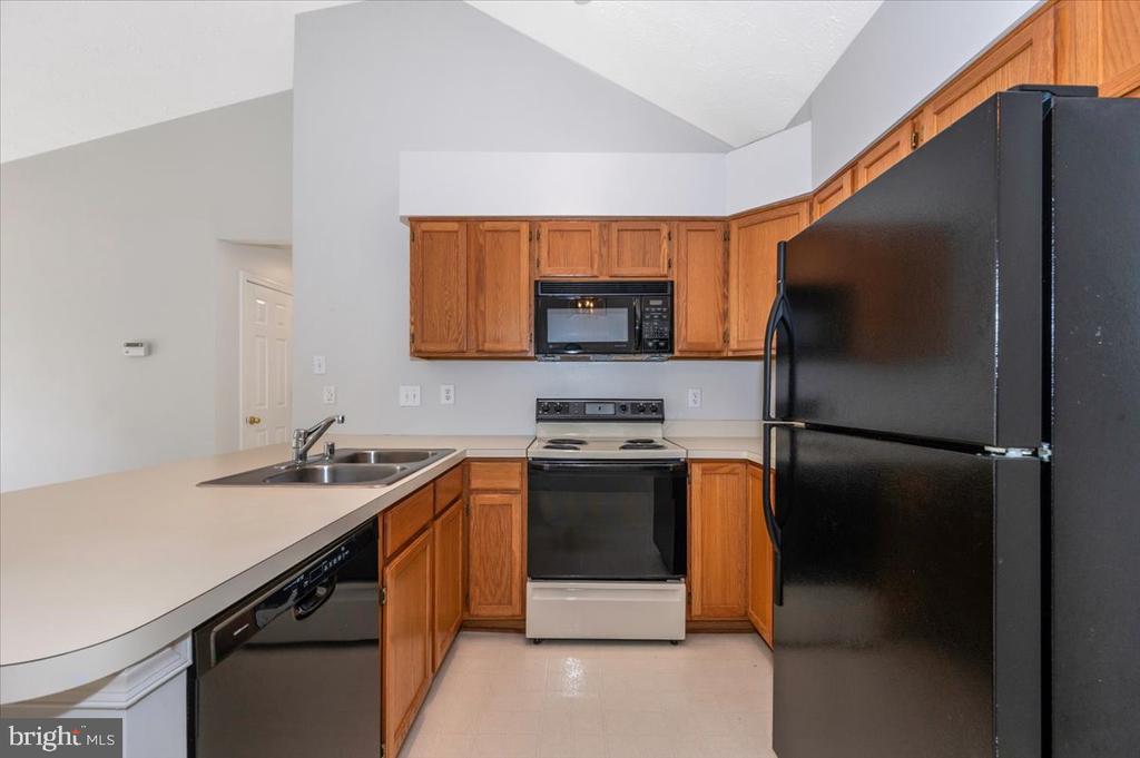 6330 BAYBERRY COURT 813
