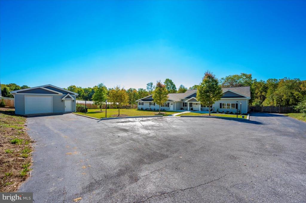 7611 HAWKINS CREAMERY ROAD