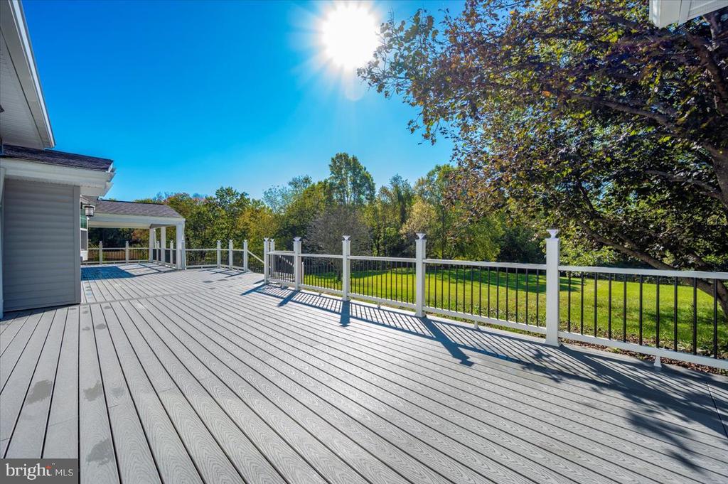 7611 HAWKINS CREAMERY ROAD