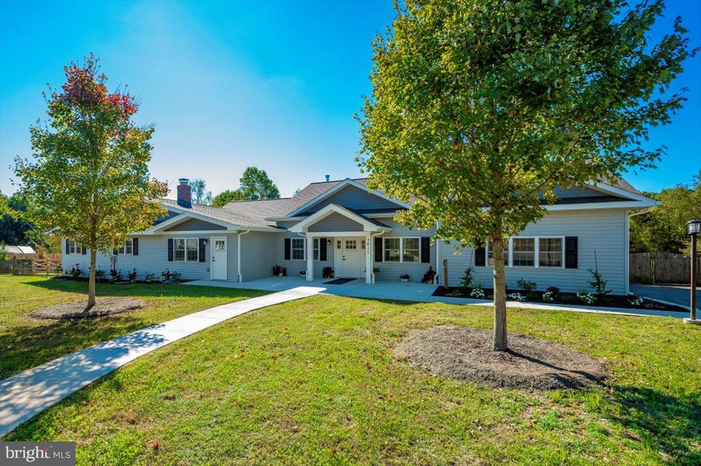 7611 HAWKINS CREAMERY ROAD