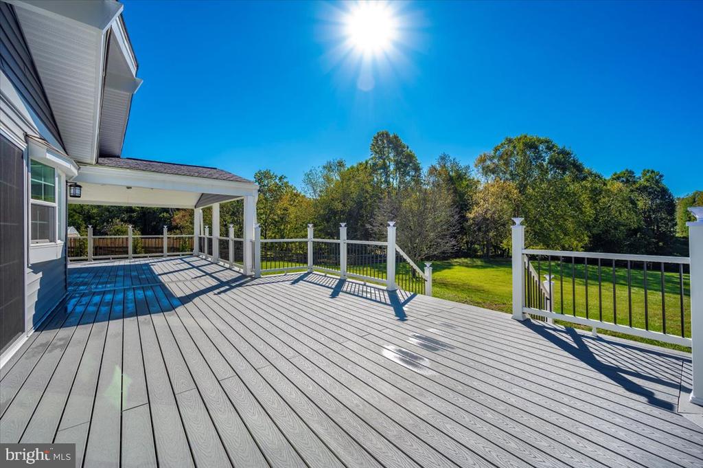 7611 HAWKINS CREAMERY ROAD
