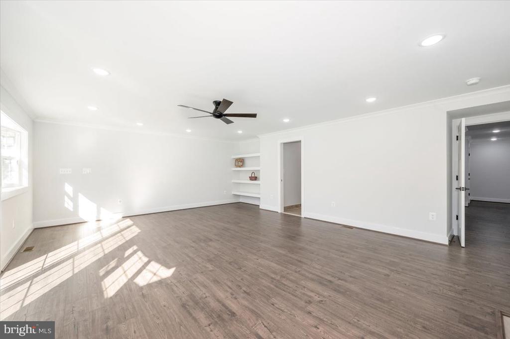 7611 HAWKINS CREAMERY ROAD