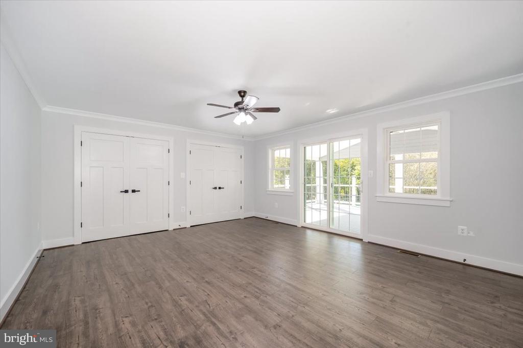 7611 HAWKINS CREAMERY ROAD