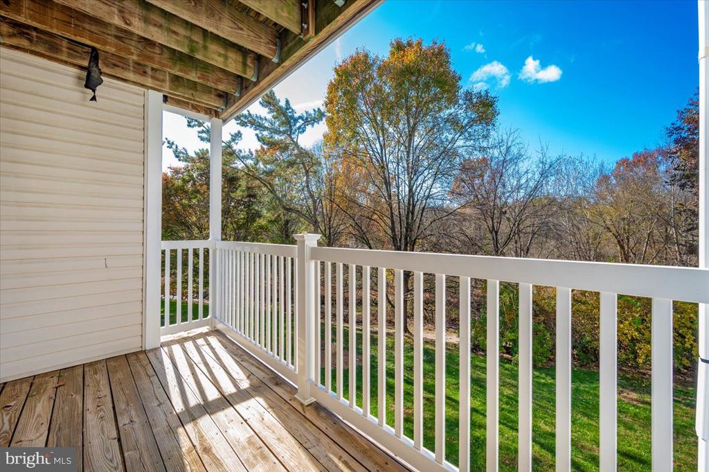991 HILLSIDE LAKE TERRACE 906