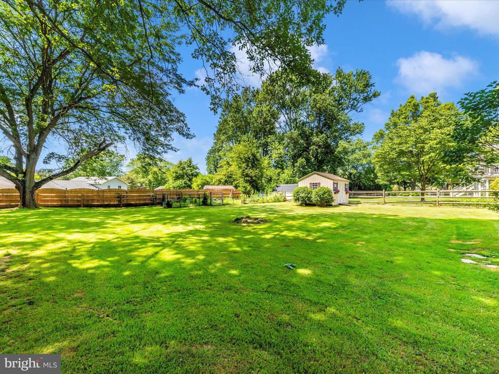 24129 PECAN GROVE LANE