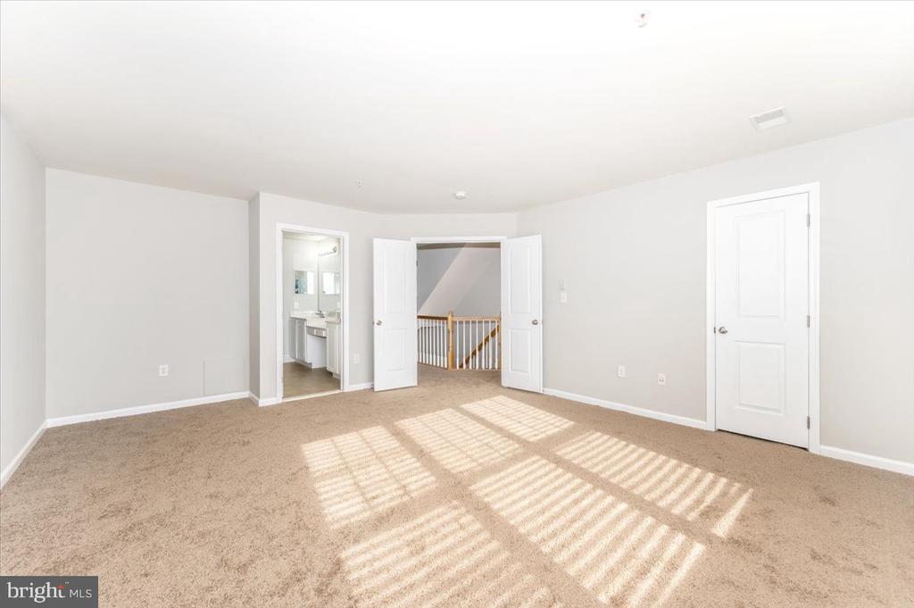 12937 CLARKS CROSSING DRIVE