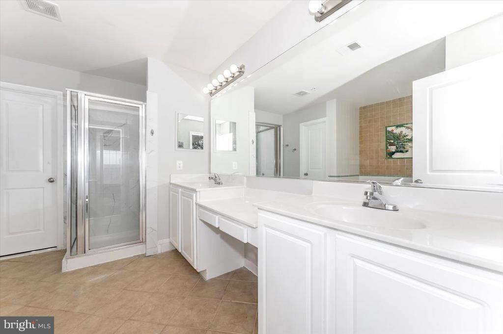 12937 CLARKS CROSSING DRIVE