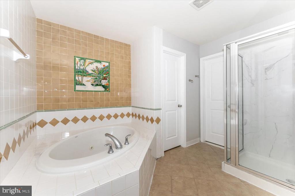 12937 CLARKS CROSSING DRIVE