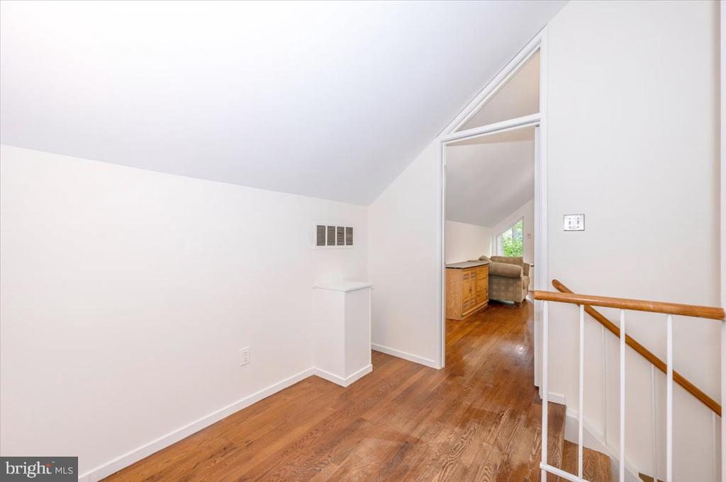 9441 HOLBROOK