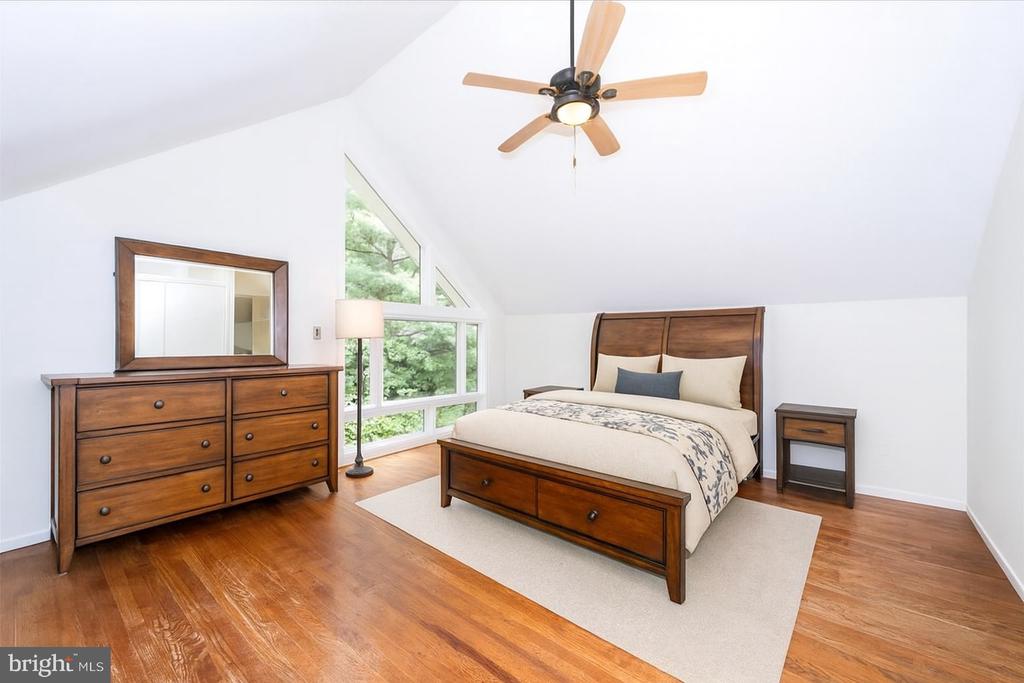 9441 HOLBROOK