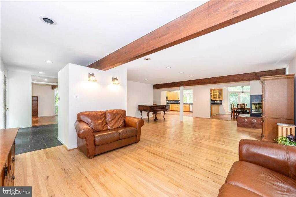 9441 HOLBROOK