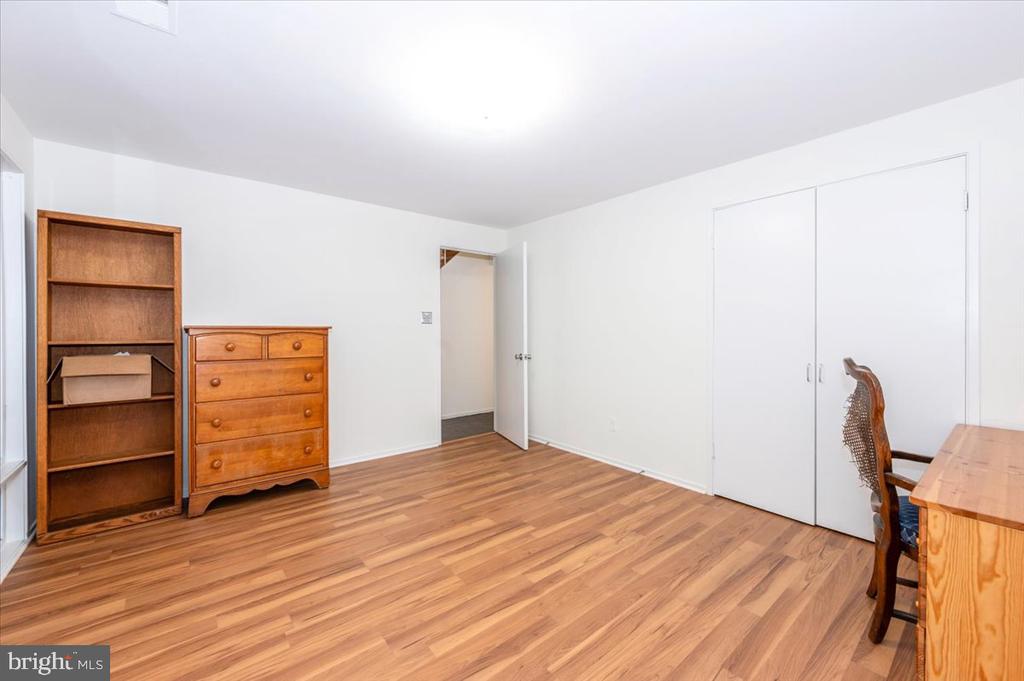 9441 HOLBROOK