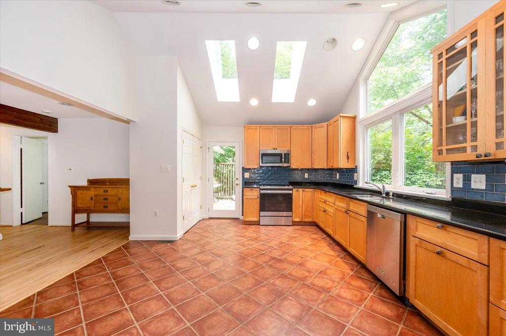 9441 HOLBROOK