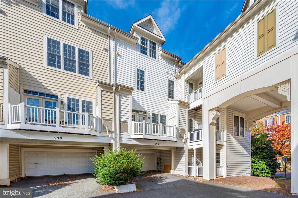 593 CEDAR SPRING STREET