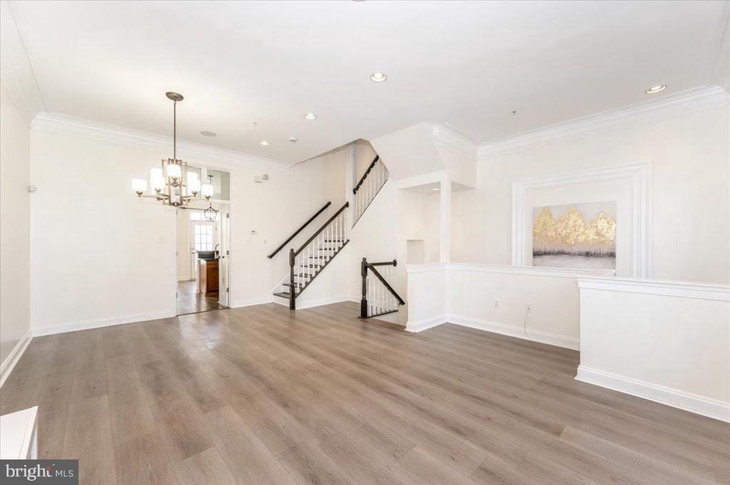 593 CEDAR SPRING STREET