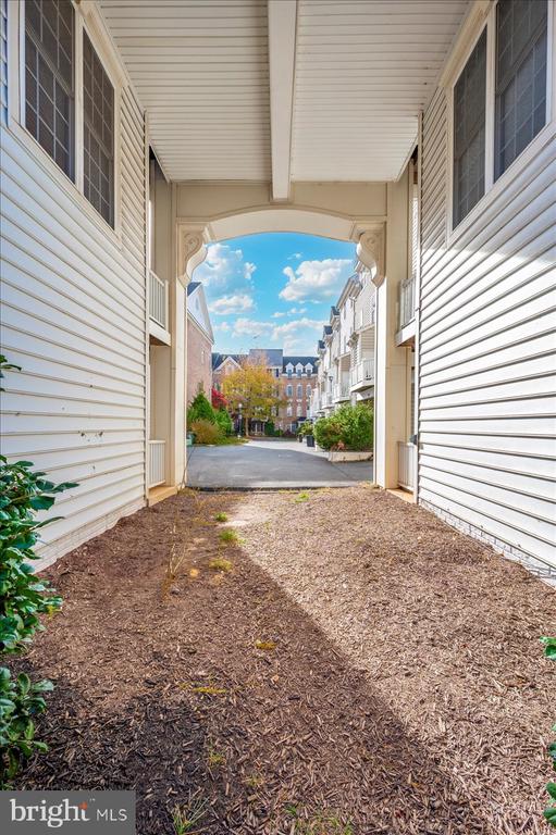 593 CEDAR SPRING STREET