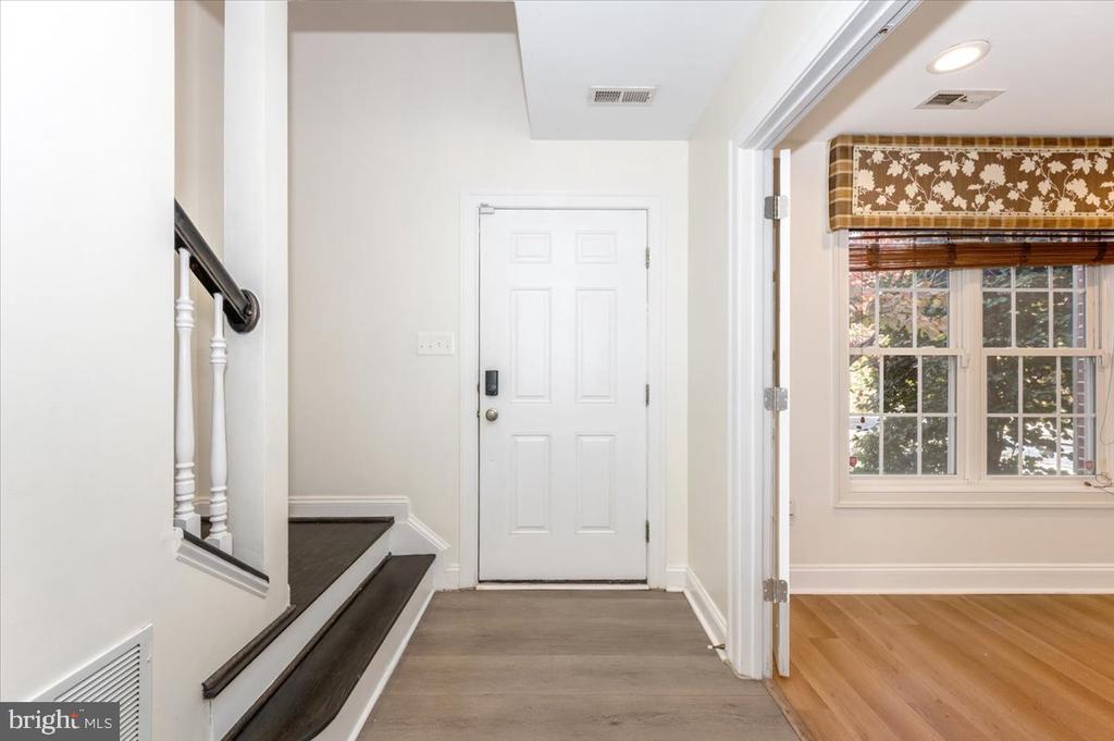 593 CEDAR SPRING STREET