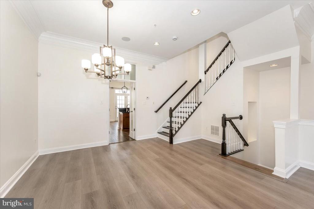 593 CEDAR SPRING STREET