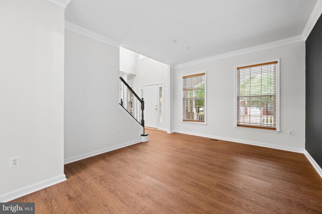 2408 GREEN GINGER CIRCLE
