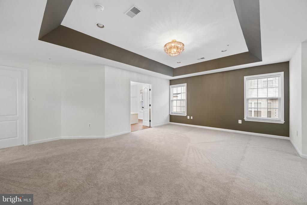 2408 GREEN GINGER CIRCLE