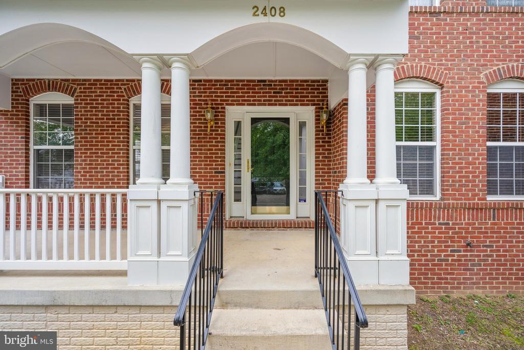 2408 GREEN GINGER CIRCLE