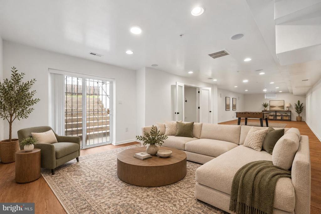 2408 GREEN GINGER CIRCLE