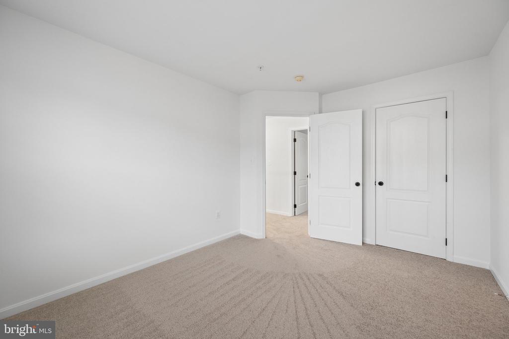 2408 GREEN GINGER CIRCLE