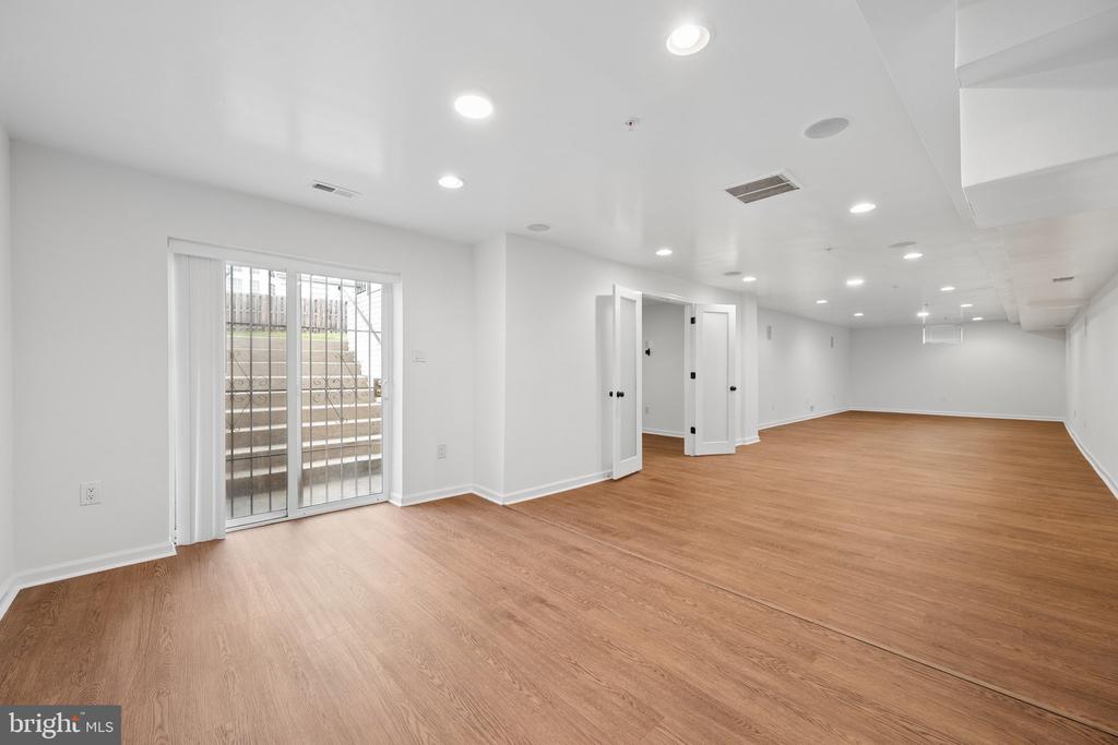 2408 GREEN GINGER CIRCLE