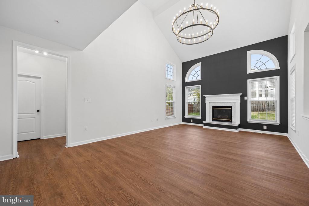 2408 GREEN GINGER CIRCLE