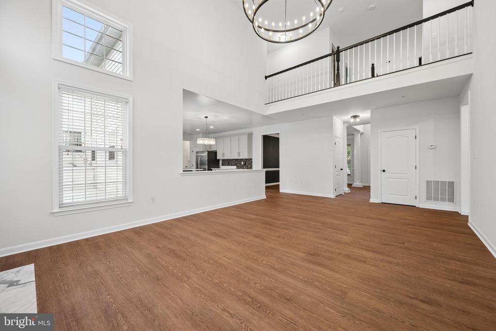 2408 GREEN GINGER CIRCLE