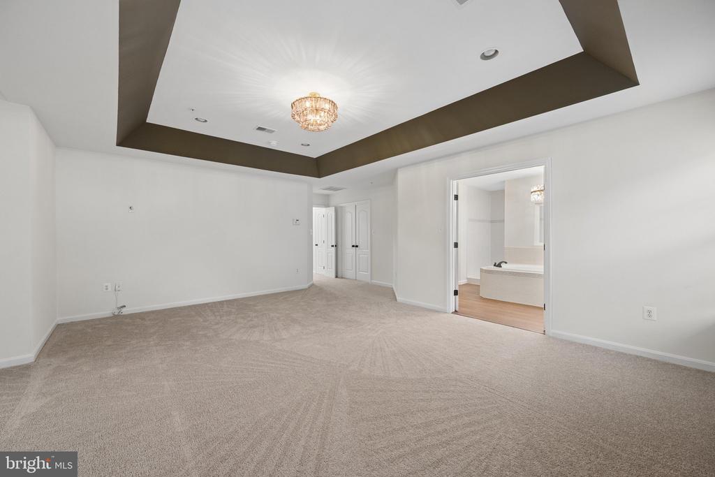 2408 GREEN GINGER CIRCLE