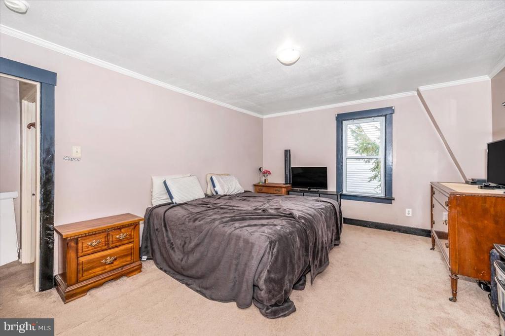 16409 NATIONAL PIKE