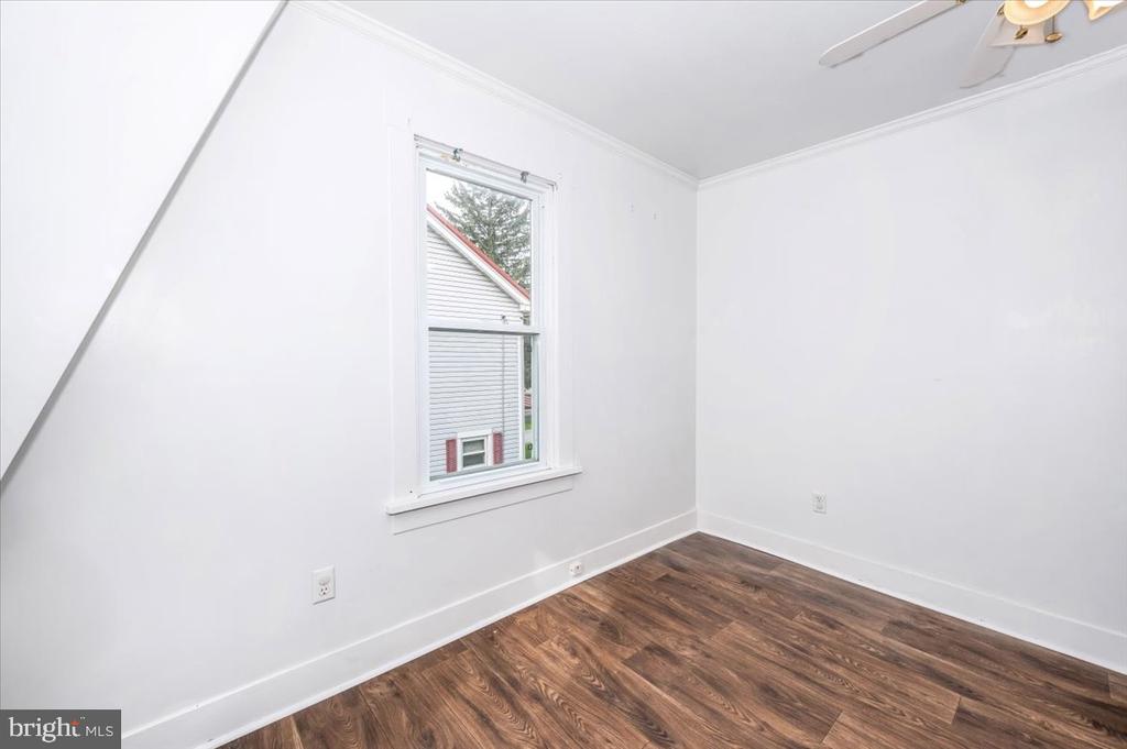 16409 NATIONAL PIKE