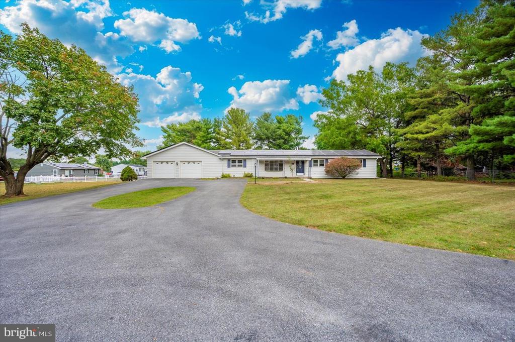6 SCHALLER LANE