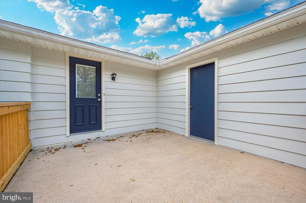 6 SCHALLER LANE
