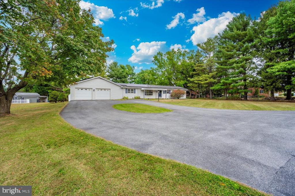 6 SCHALLER LANE