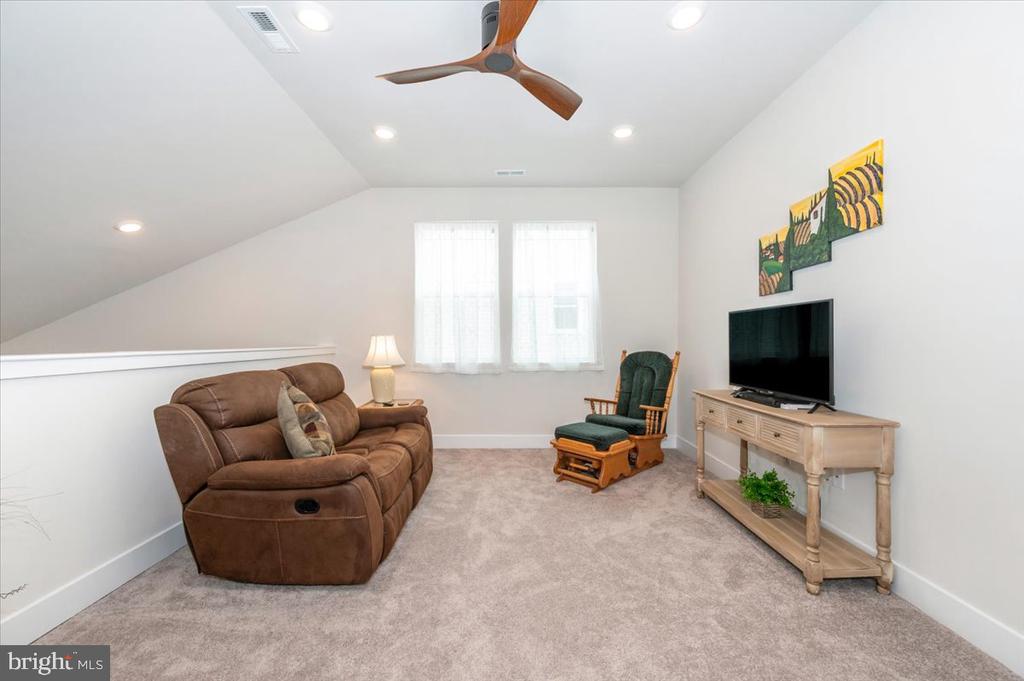 73 BONESET DRIVE