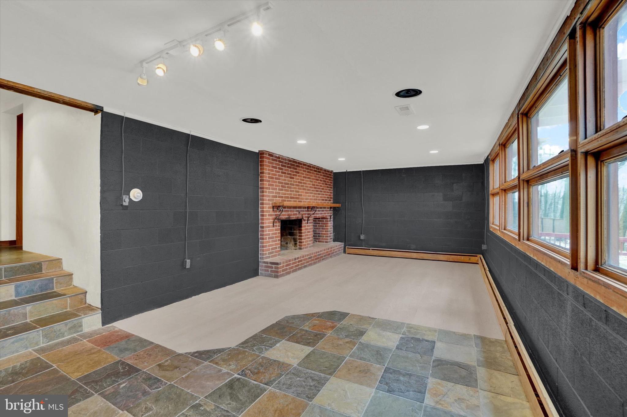 251 GREENDALE ROAD