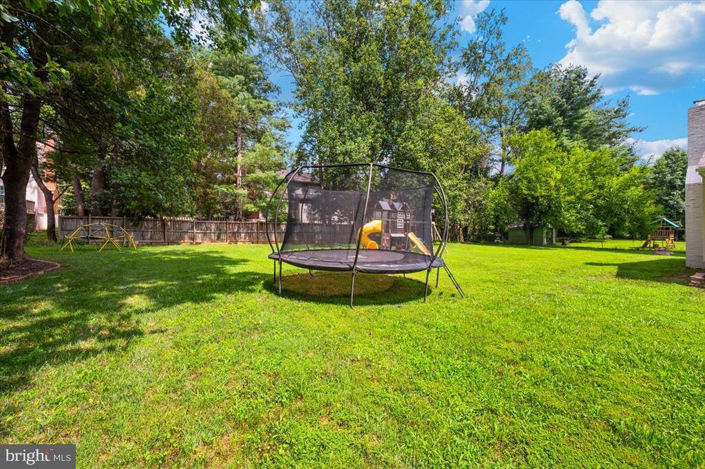 6109 COLCHESTER ROAD