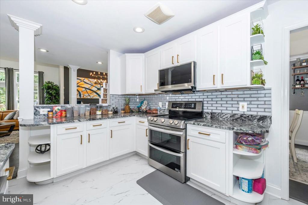 6109 COLCHESTER ROAD