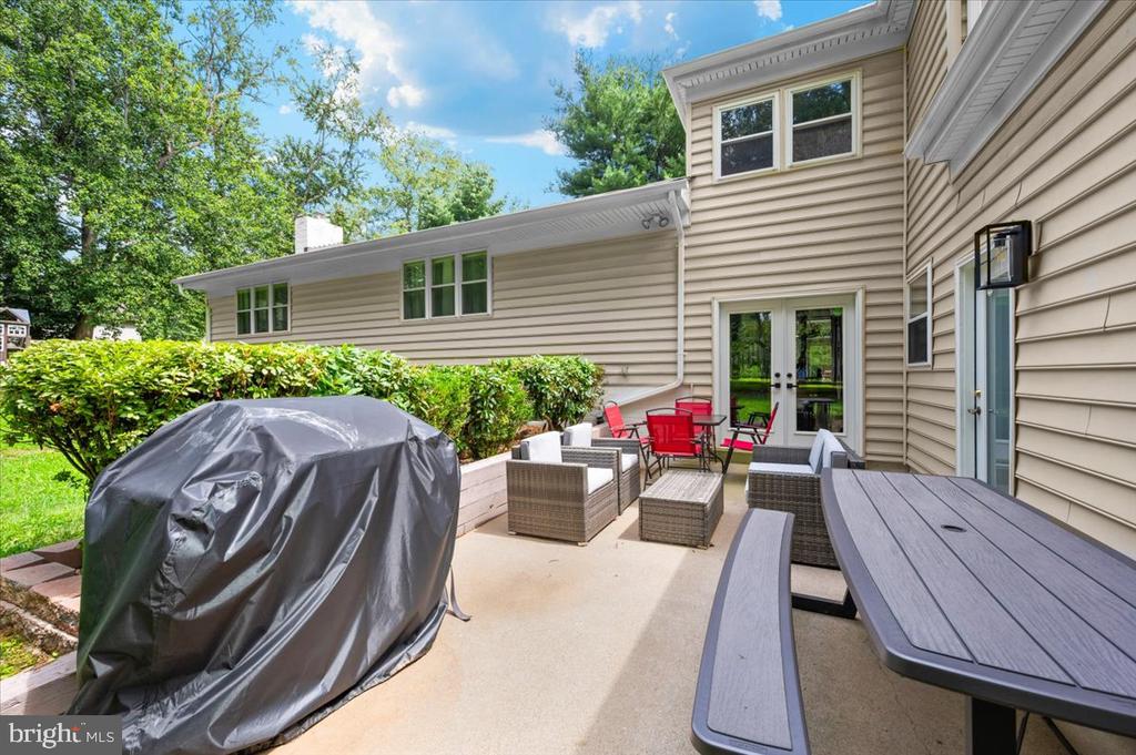 6109 COLCHESTER ROAD