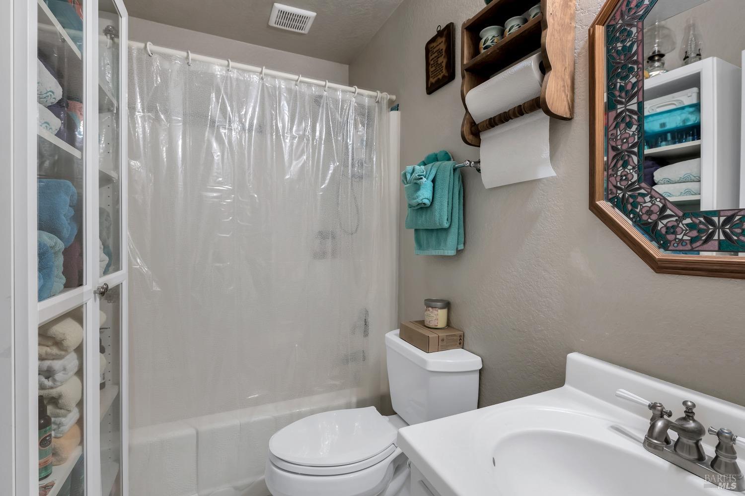 18823-18825 Beatrice Dr S