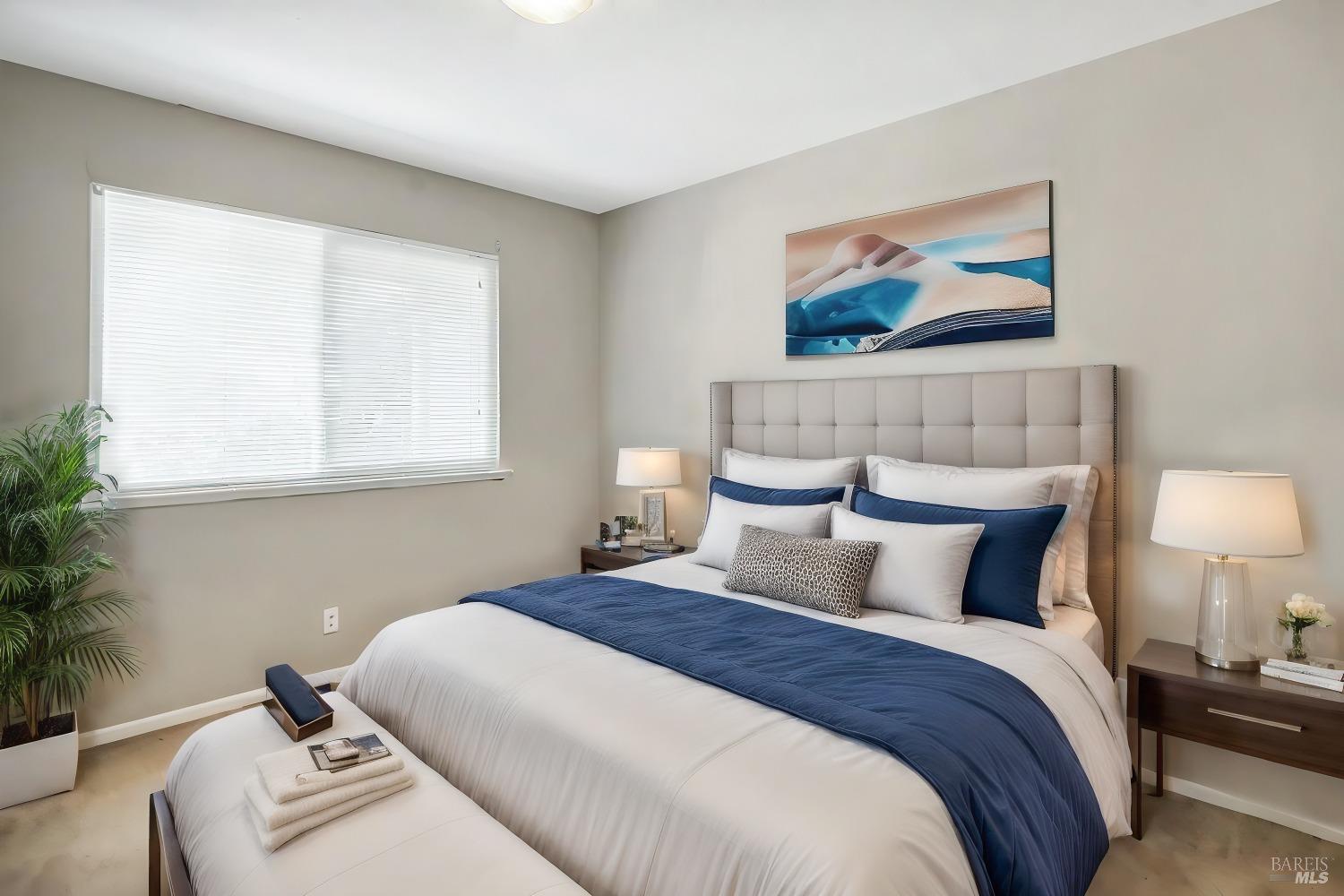 18823-18825 Beatrice Dr S