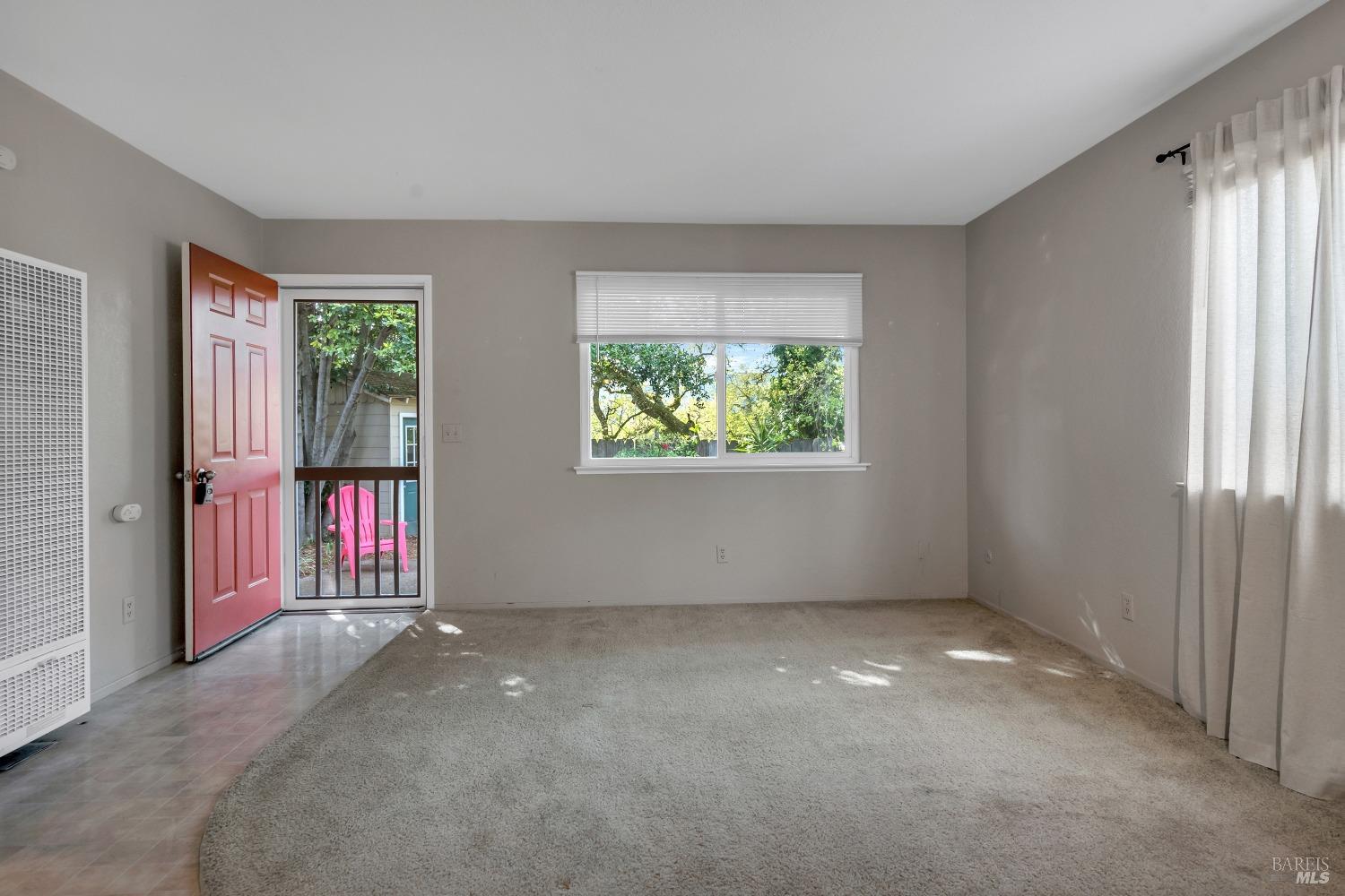 18823-18825 Beatrice Dr S