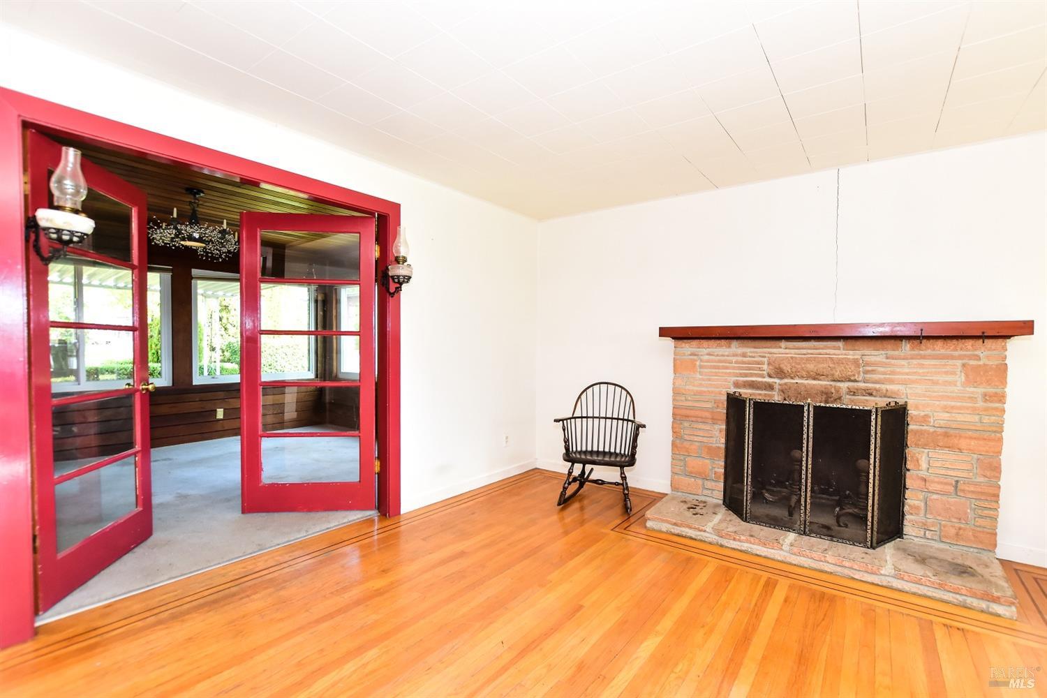 1440 Lovall Valley Rd