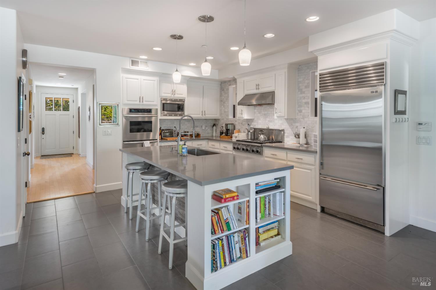 724 Charles Van Damme Way