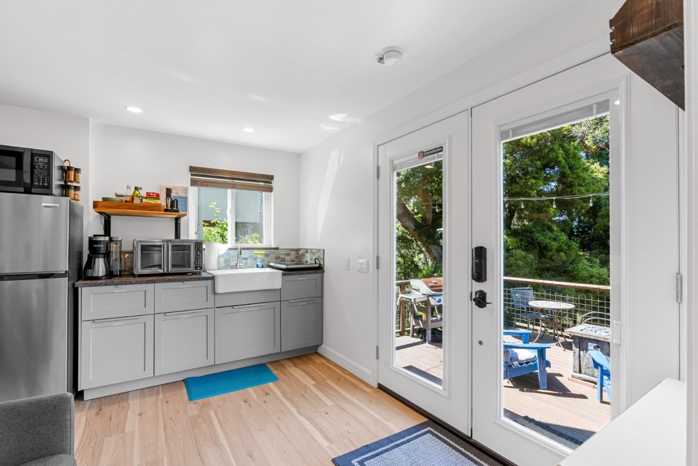 923 Vista Del Mar DR