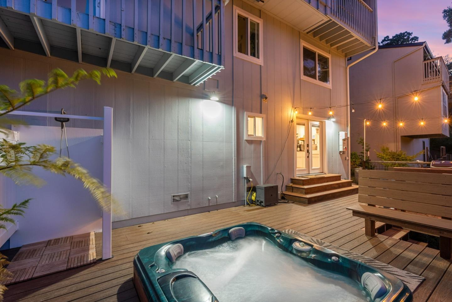 923 Vista Del Mar DR