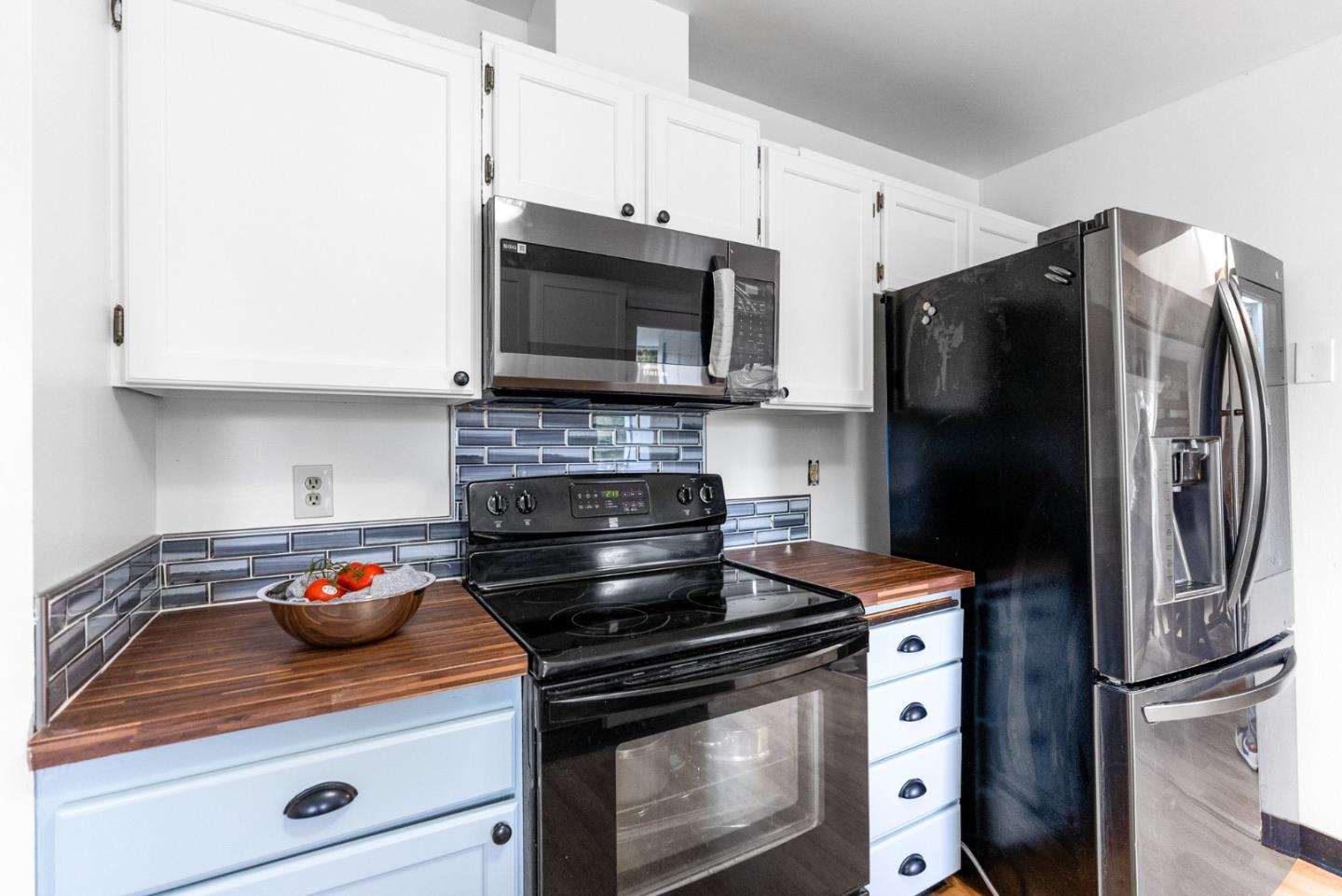 923 Vista Del Mar DR